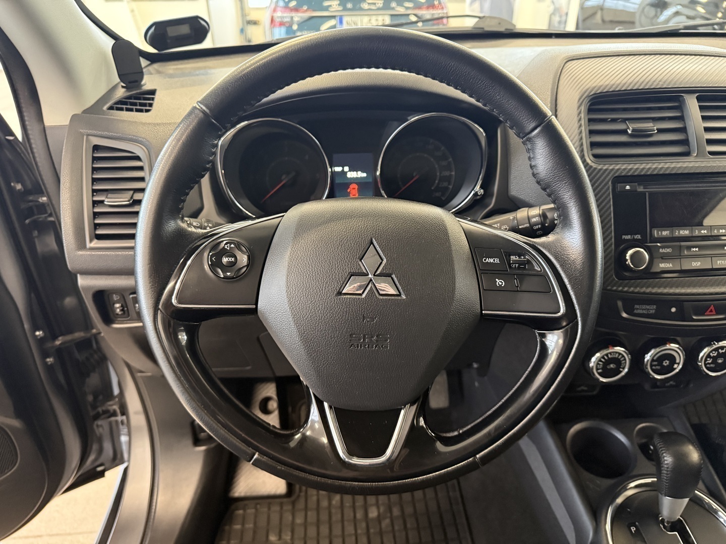 MITSUBISHI ASX 6