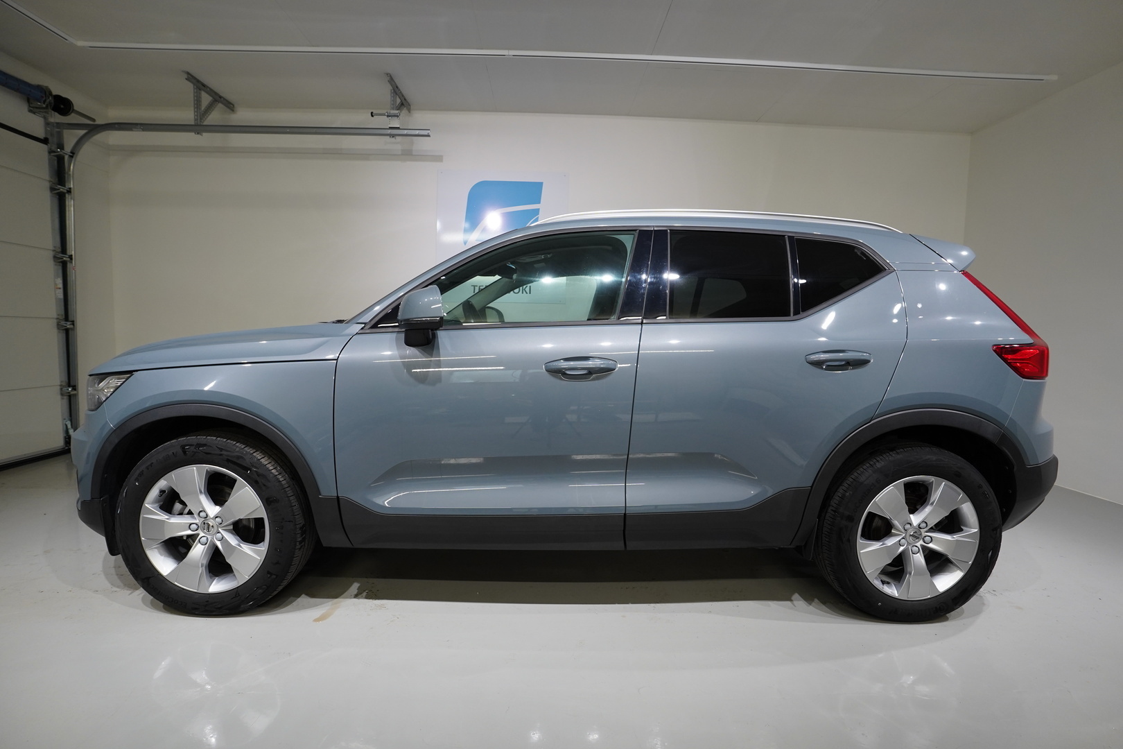 VOLVO XC40 2