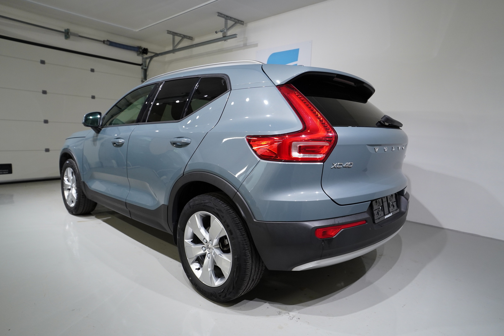 VOLVO XC40 3