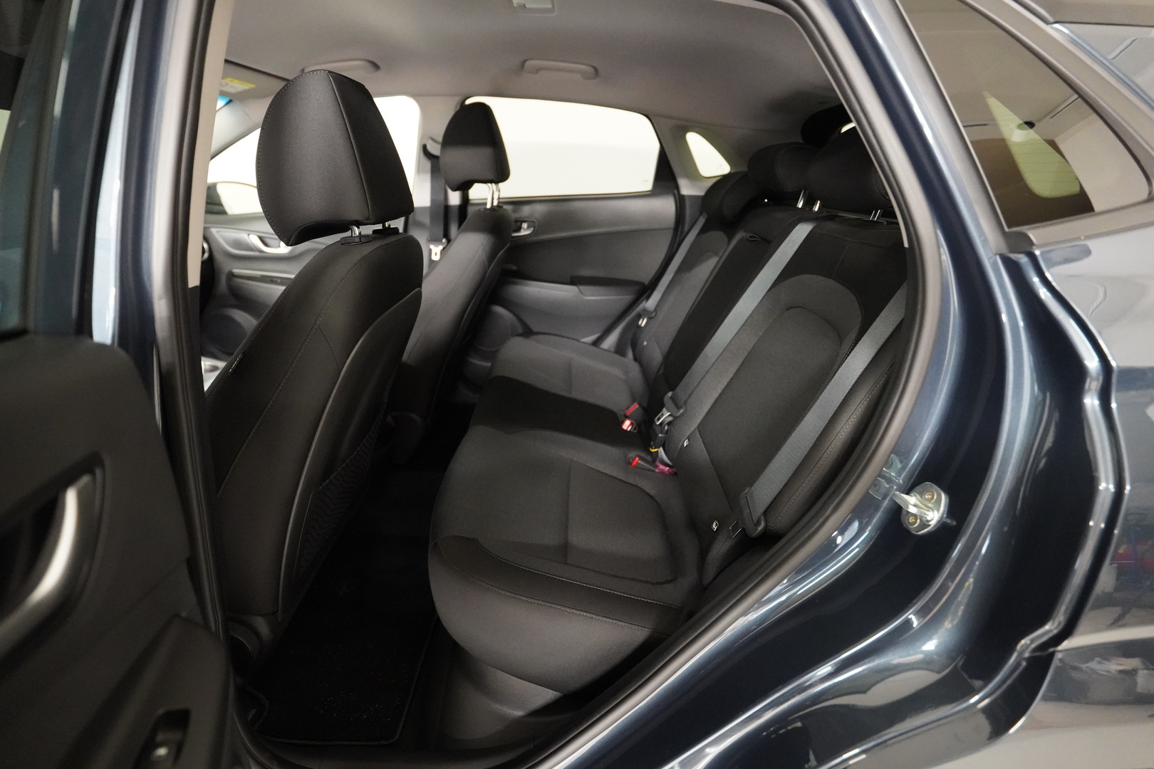 HYUNDAI KONA 8