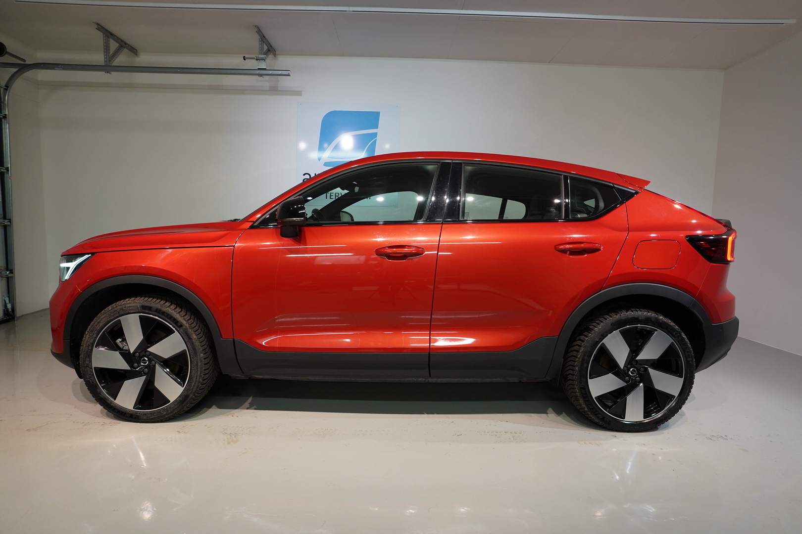 VOLVO C40 2