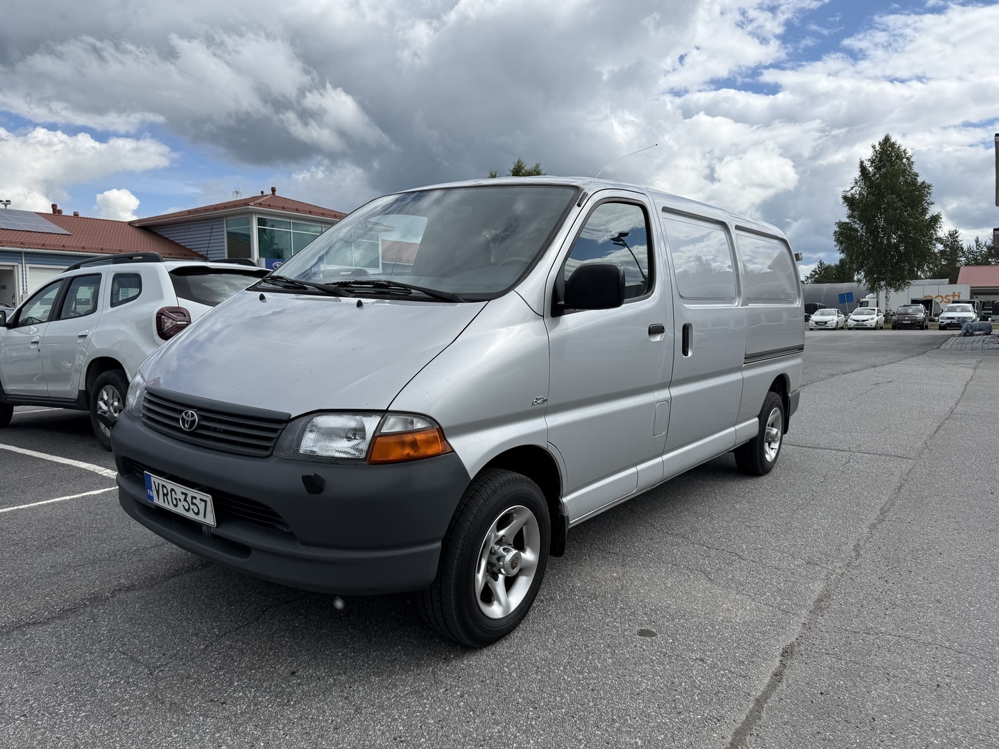 TOYOTA Hiace 1