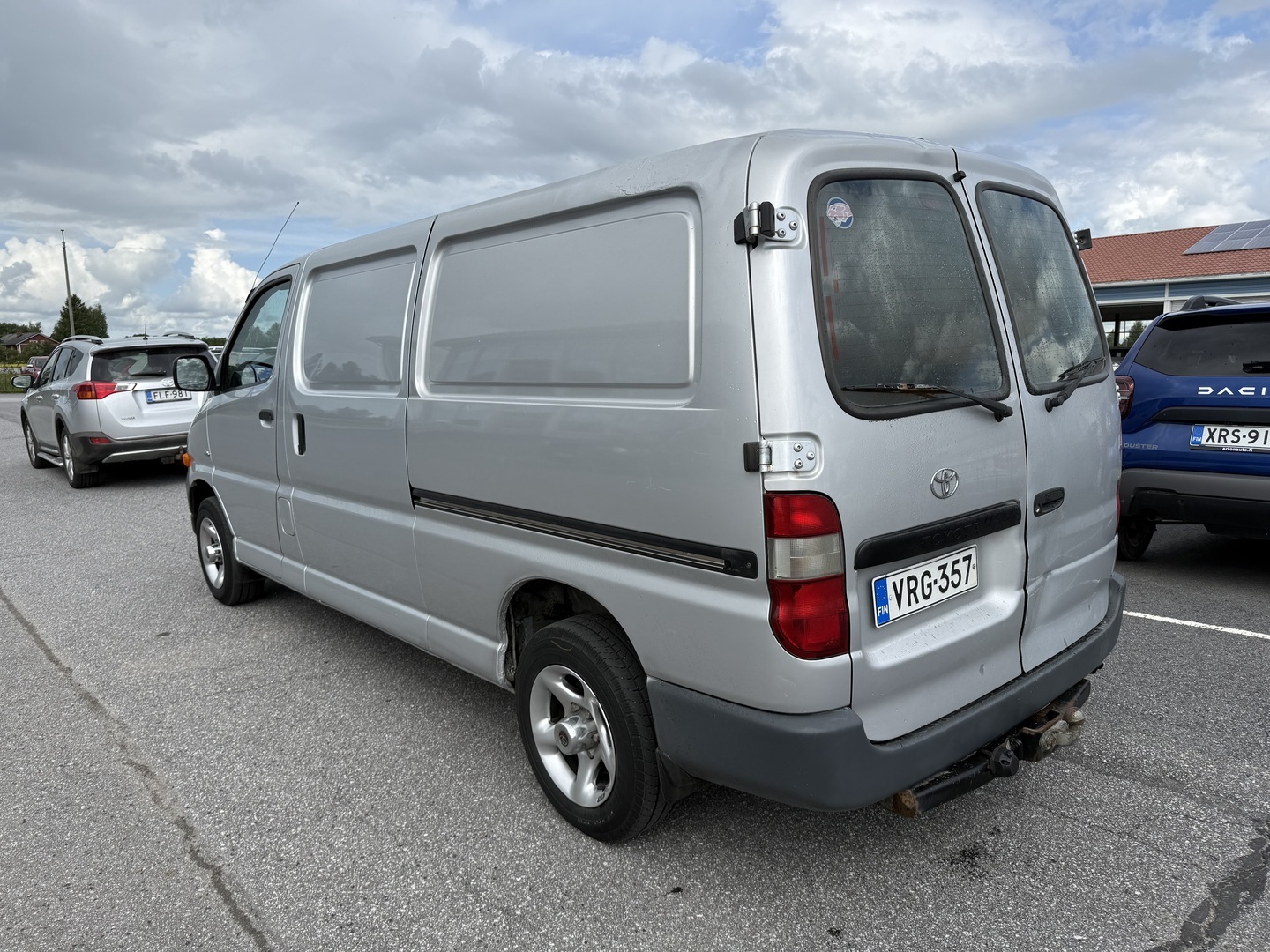 TOYOTA Hiace 2