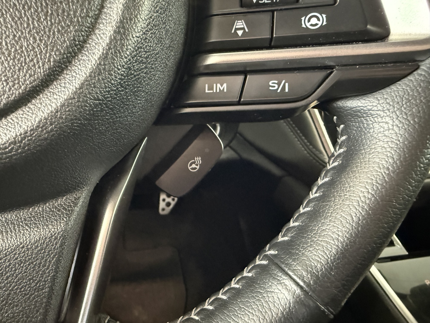 SUBARU Outback 10