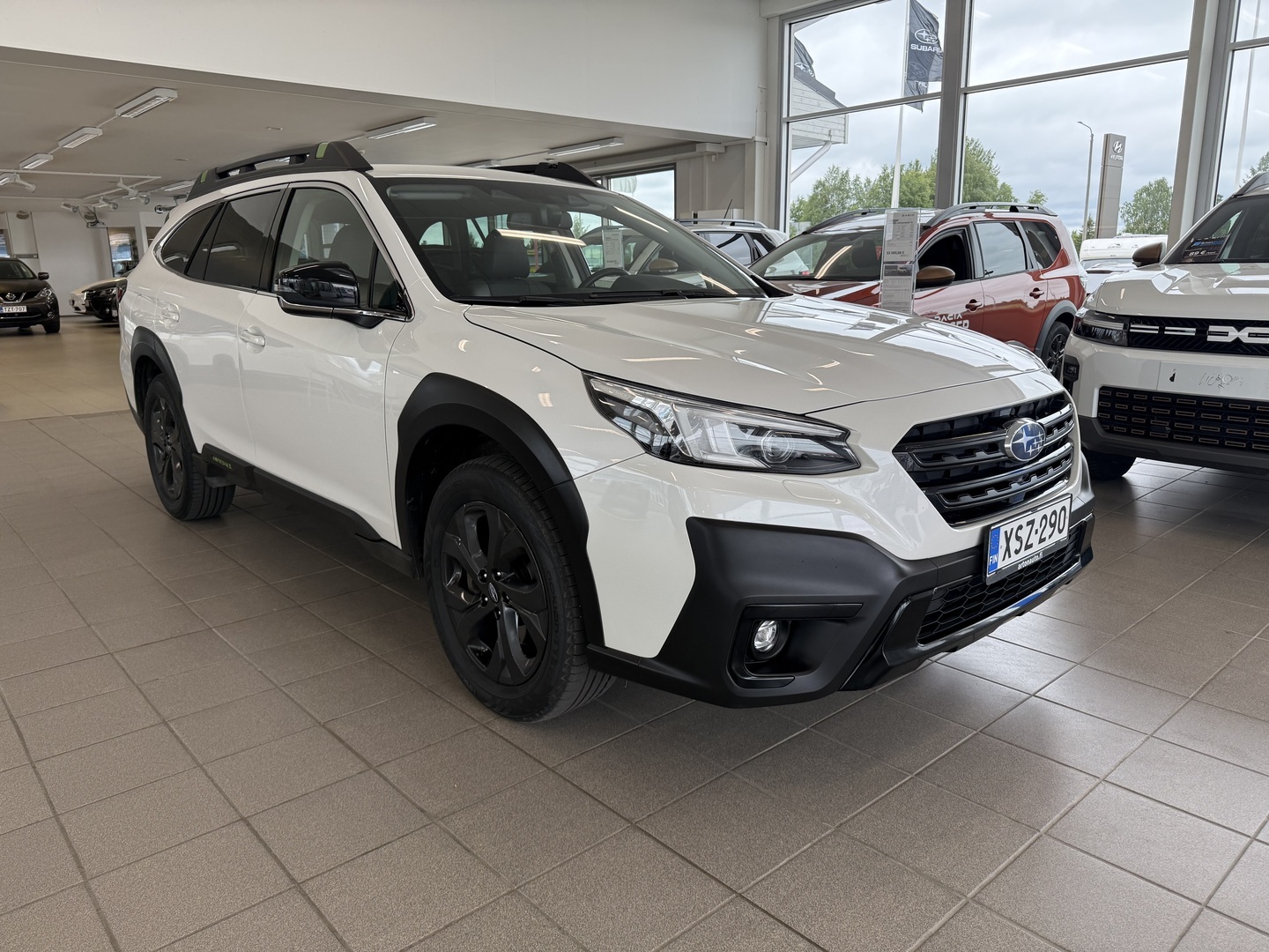 SUBARU Outback 3
