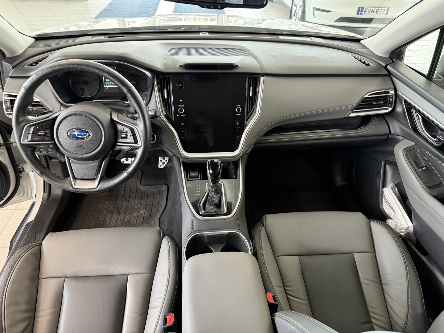 SUBARU Outback 7