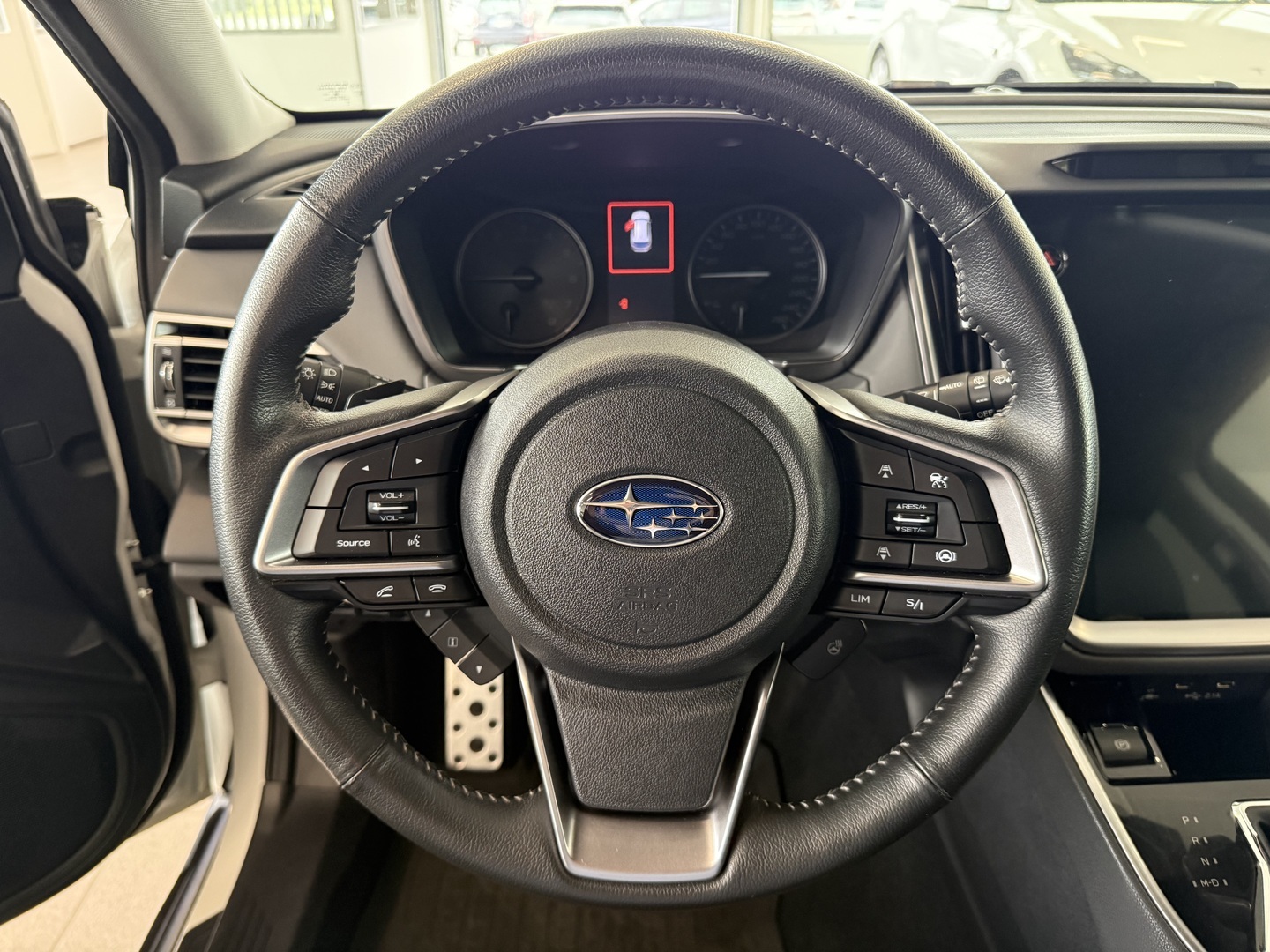 SUBARU Outback 8