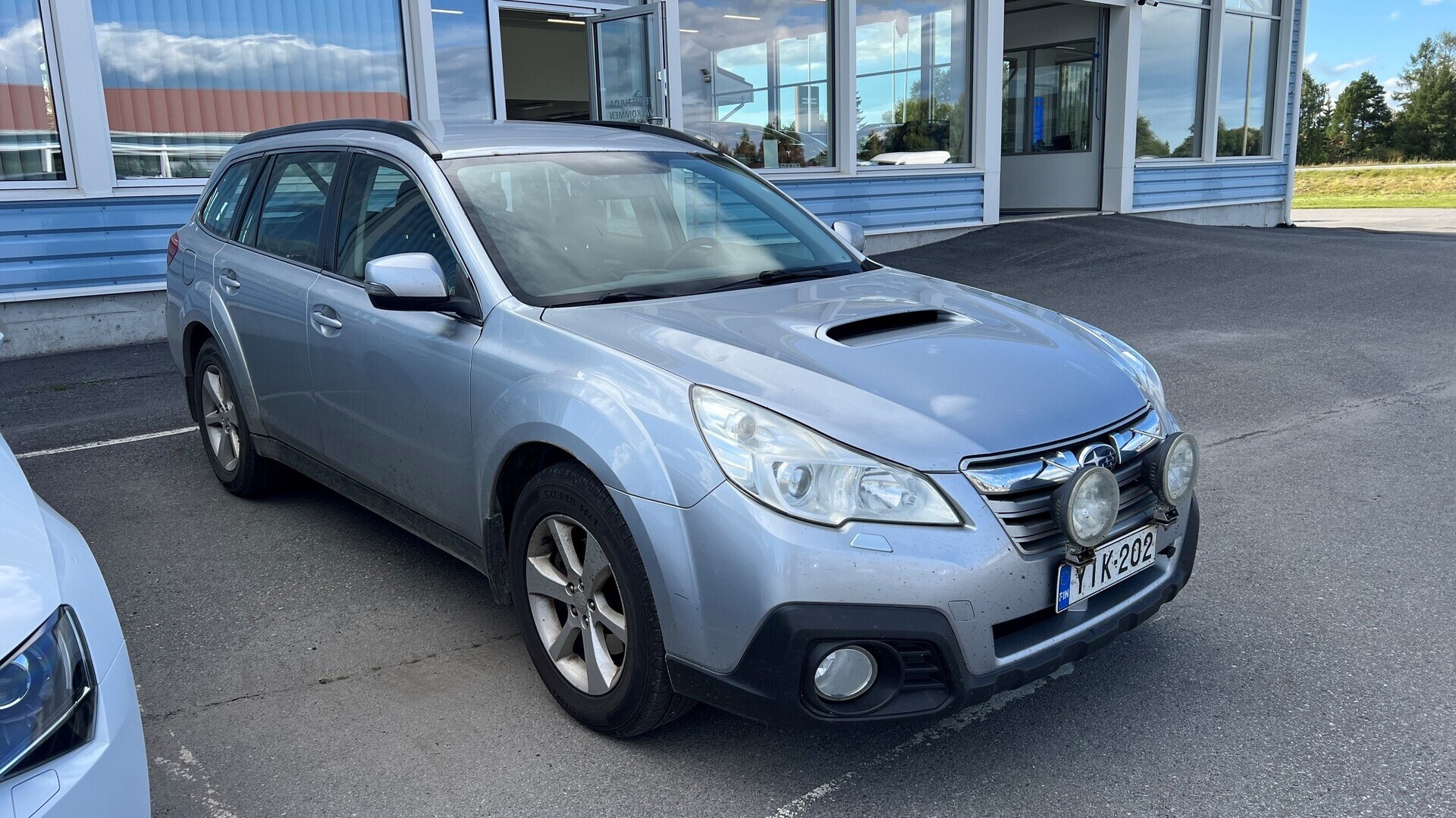 SUBARU Outback 4
