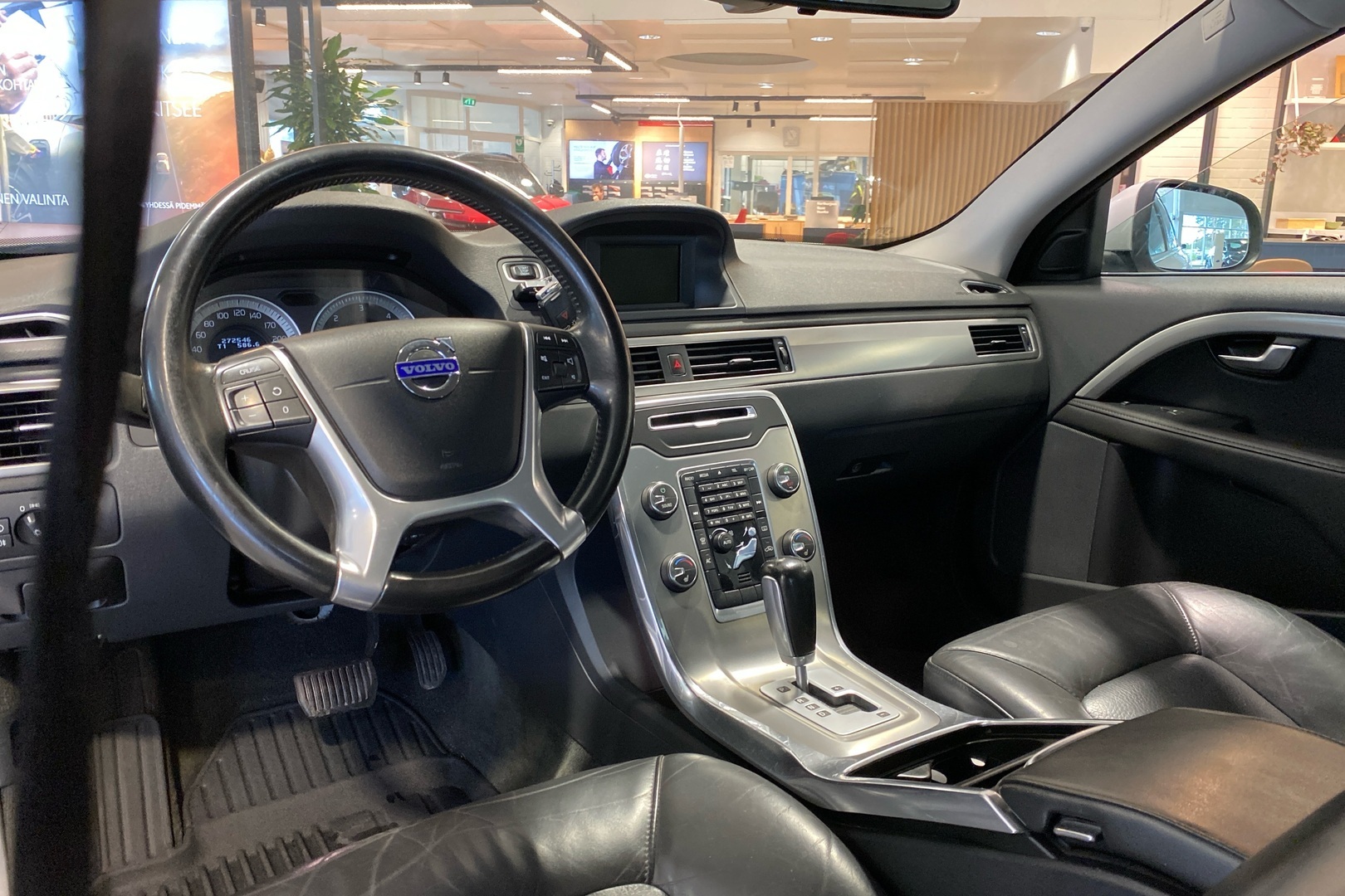 VOLVO S80 2012