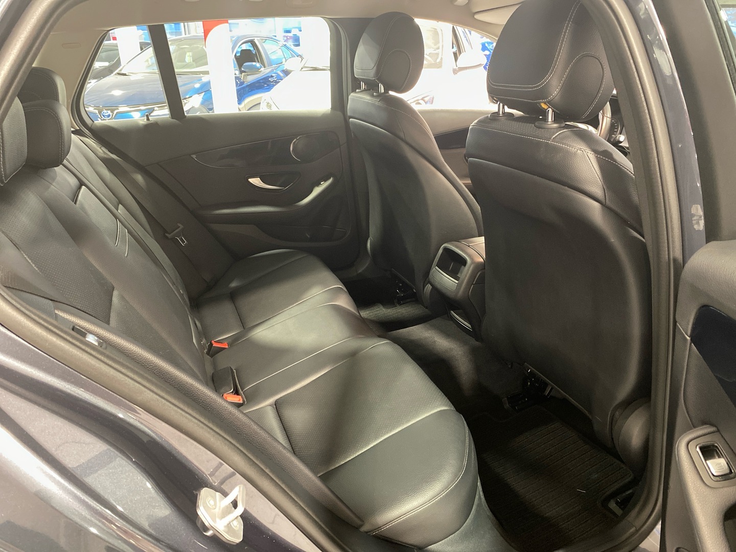 MERCEDES-BENZ C 2016