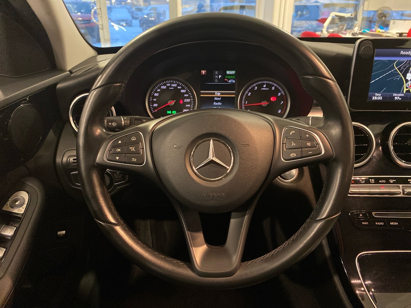 MERCEDES-BENZ C 2016
