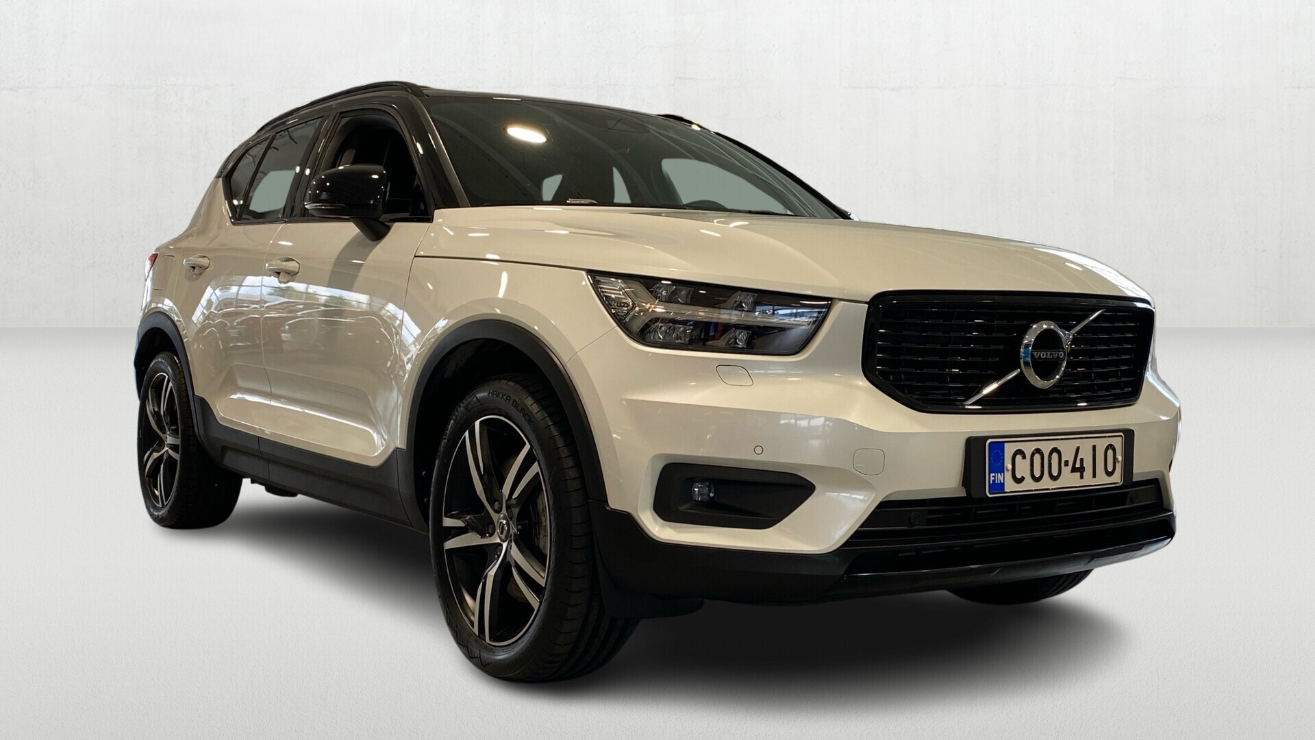 VOLVO XC40 2020