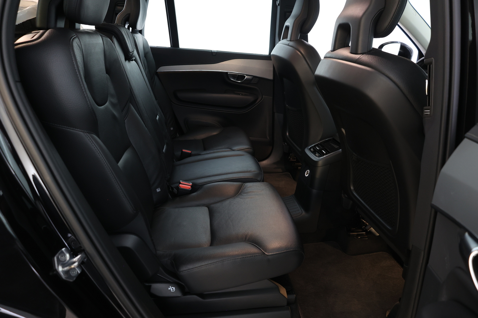 VOLVO XC90 2021