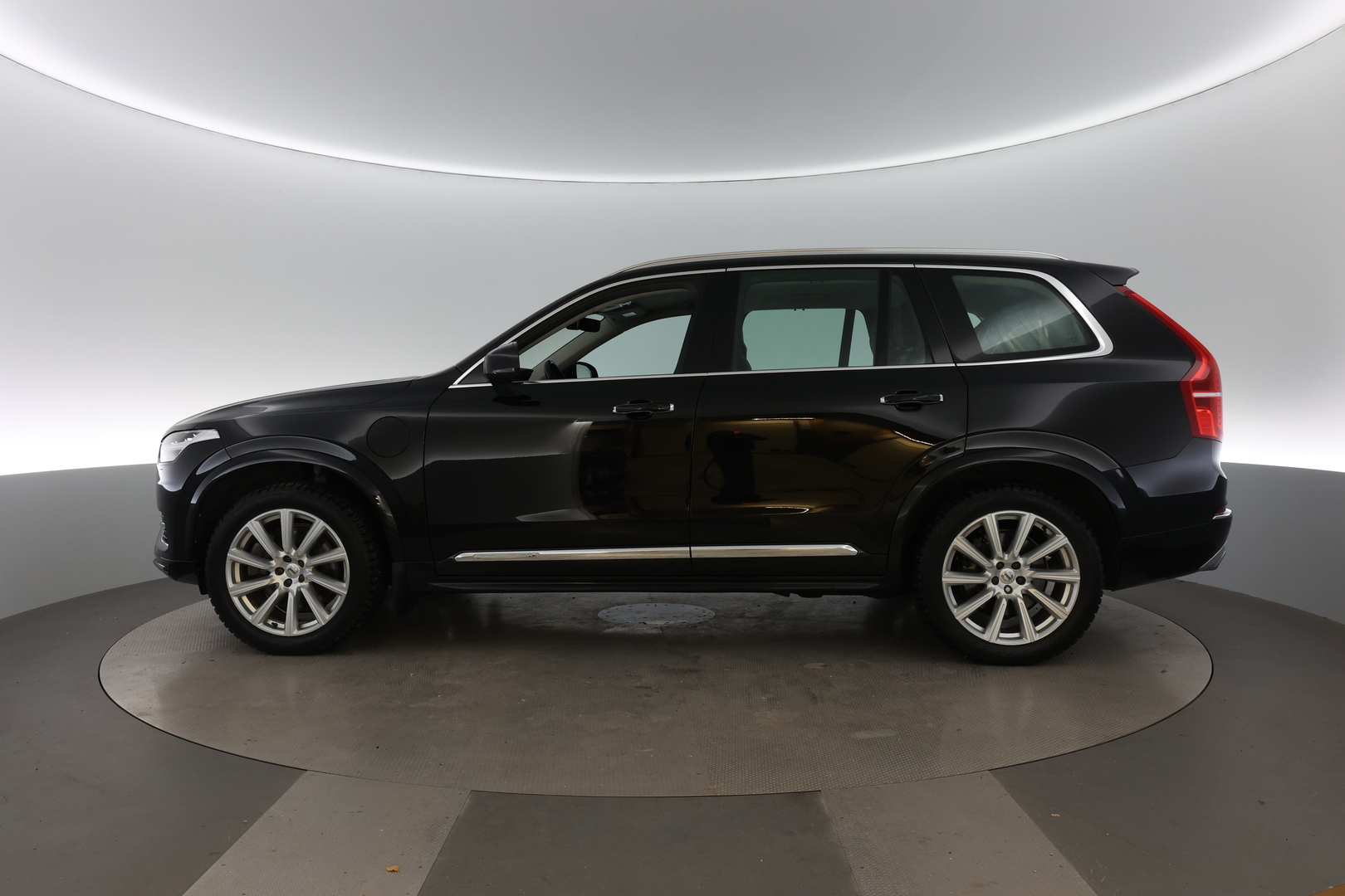 VOLVO XC90 2021