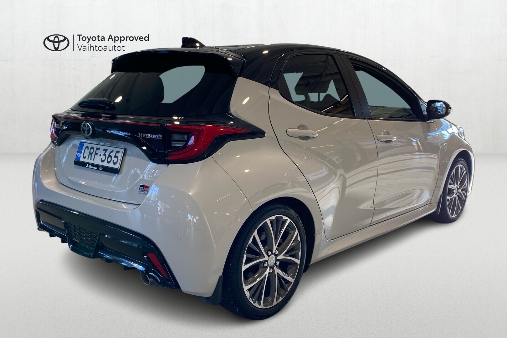 TOYOTA Yaris 2022