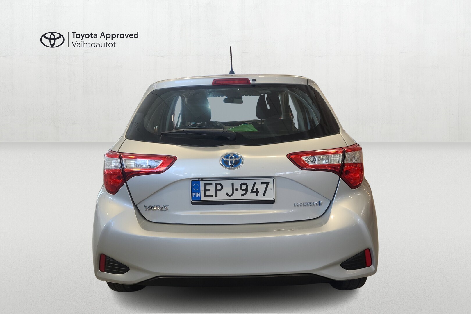 TOYOTA Yaris 2018