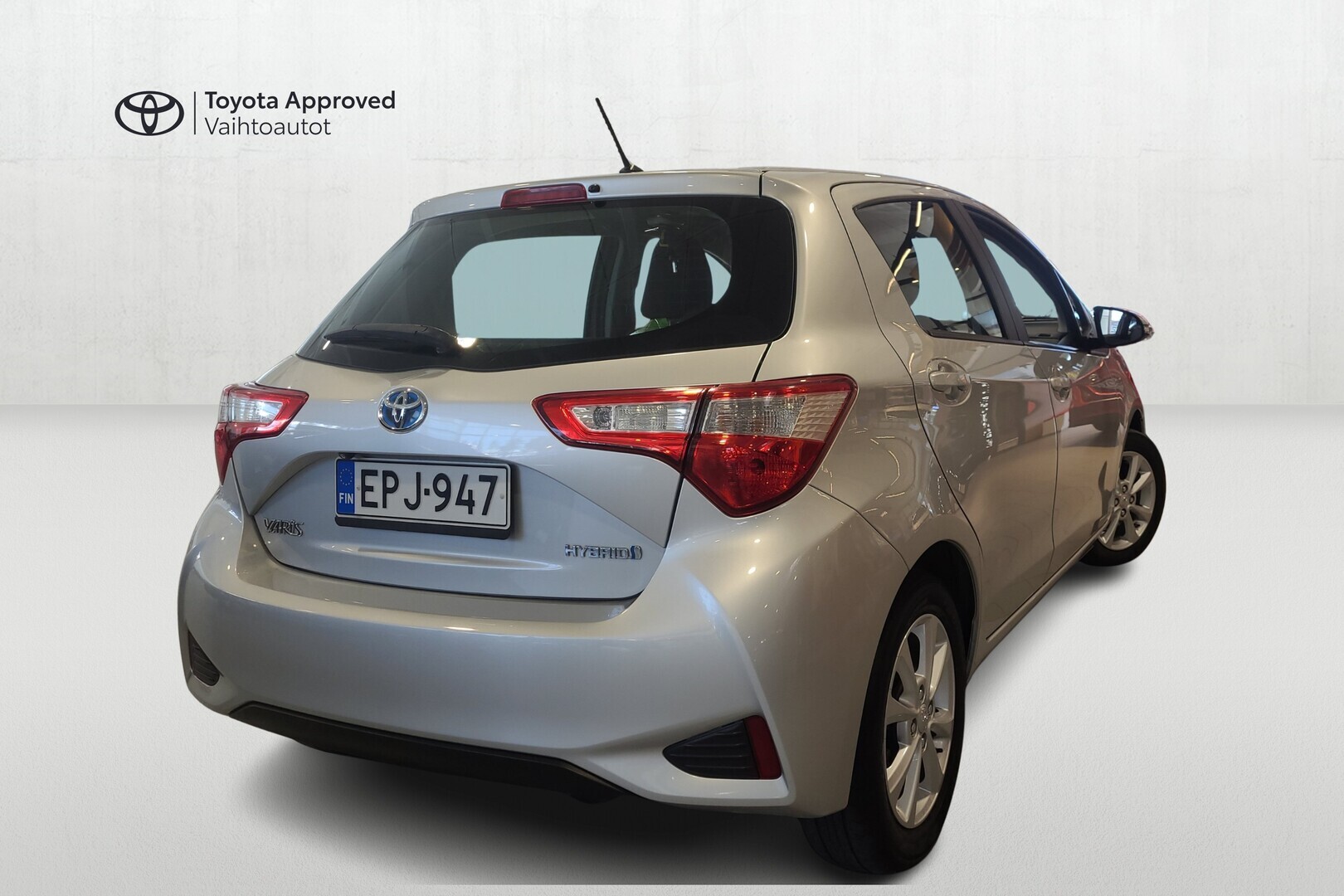 TOYOTA Yaris 2018