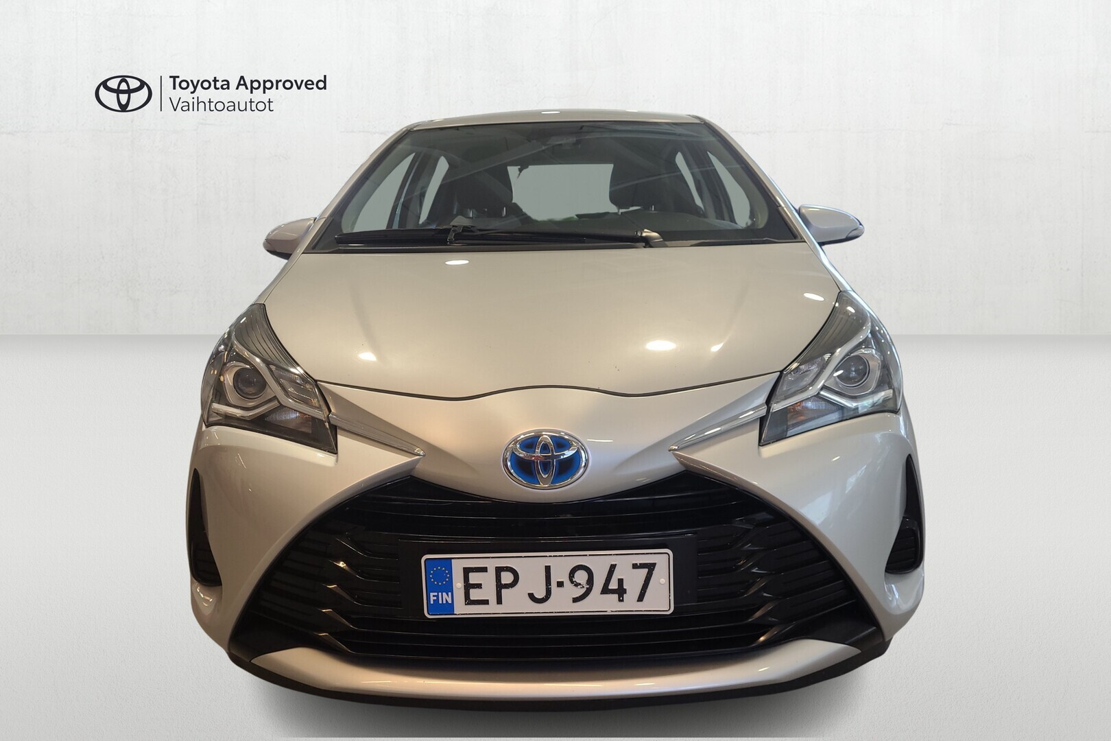 TOYOTA Yaris 2018