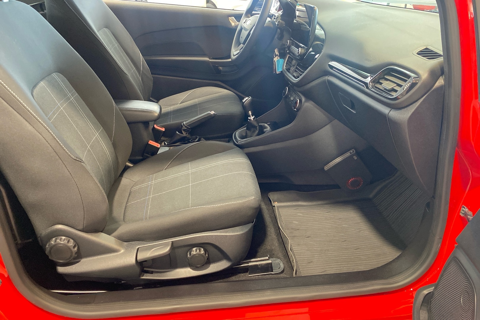 FORD Fiesta Van 2021