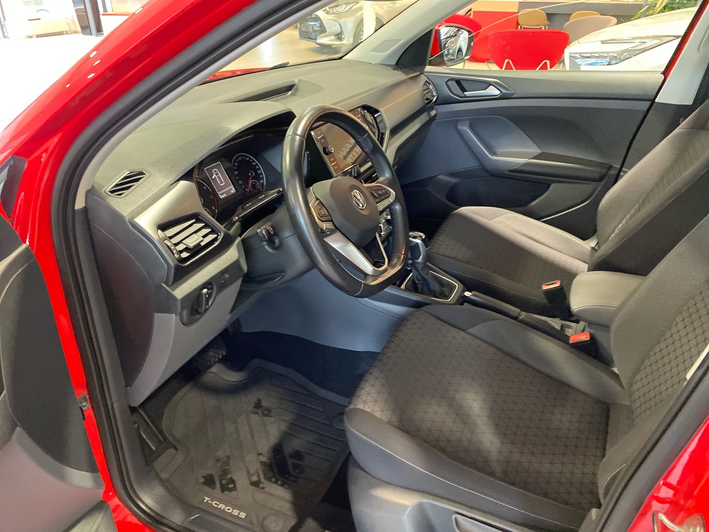 VOLKSWAGEN T-Cross 2019