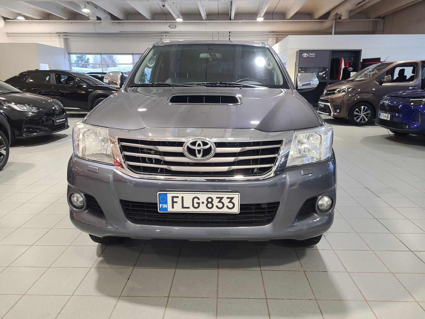 TOYOTA Hilux 2013