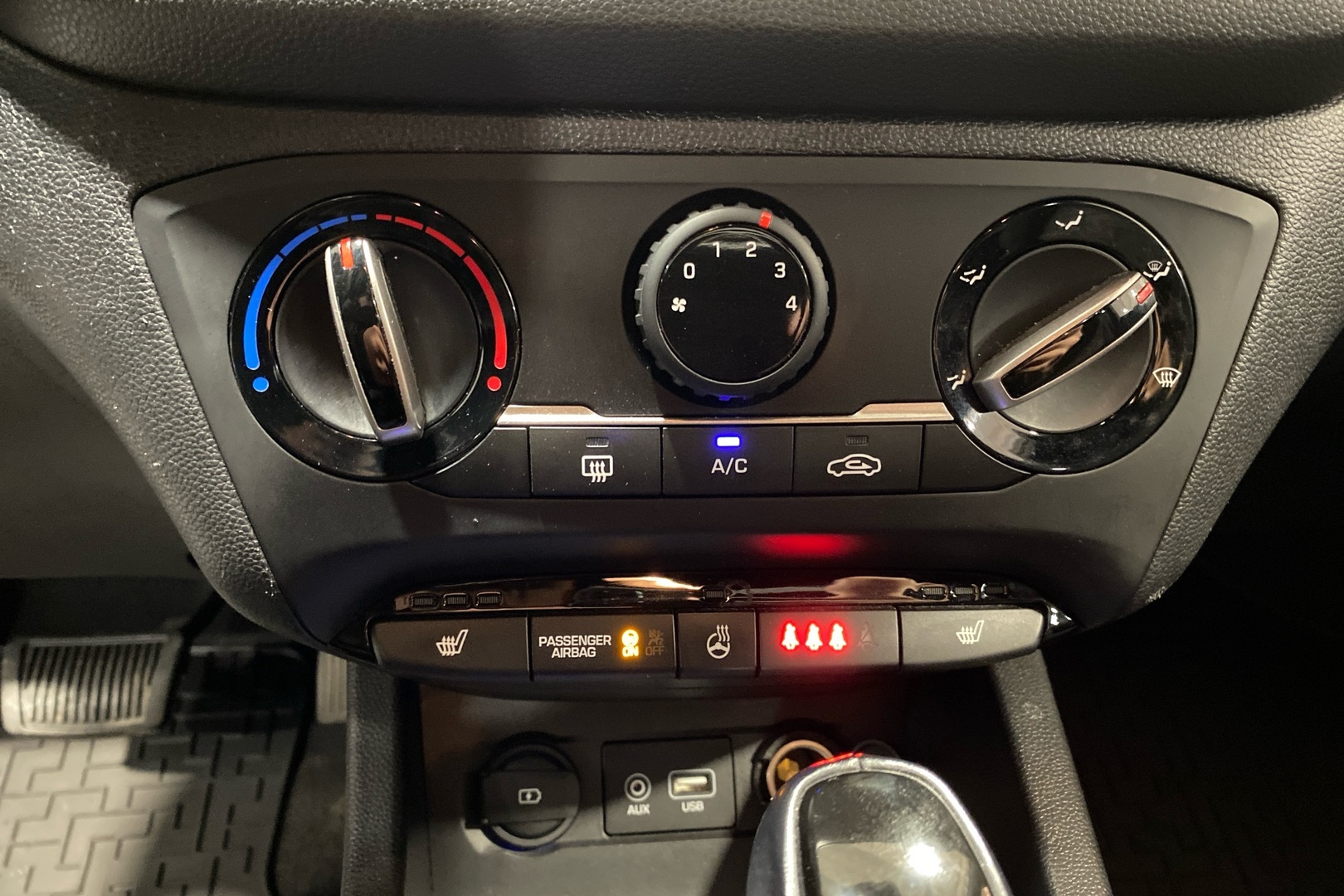 HYUNDAI i20 Hatchback 2020