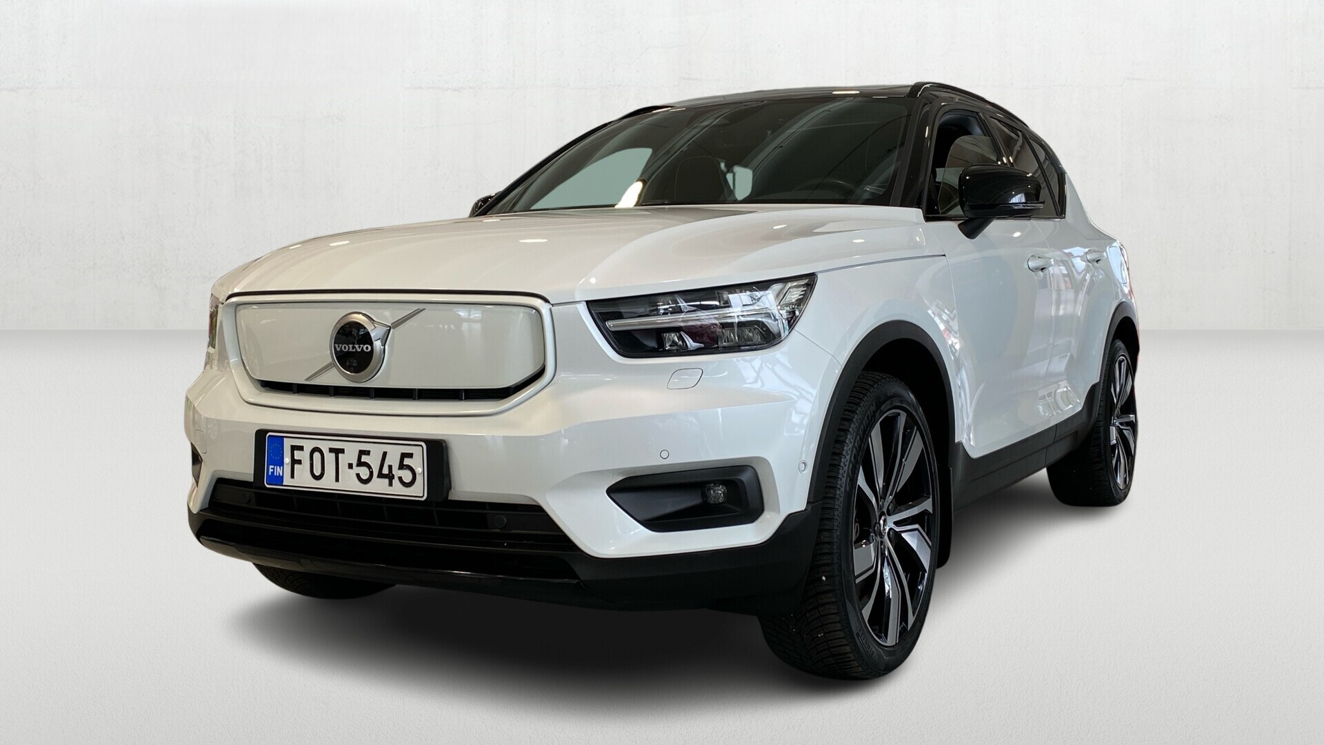 VOLVO XC40 2022
