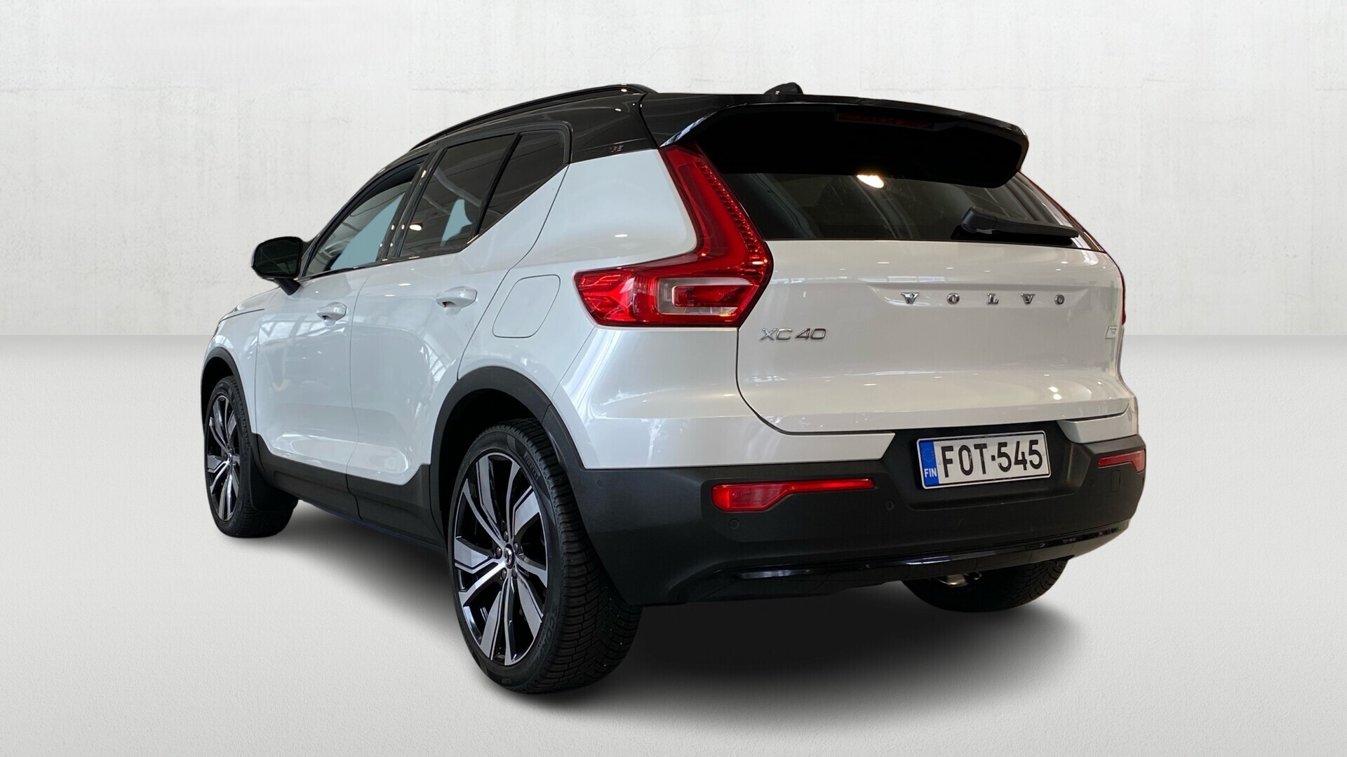 VOLVO XC40 2022