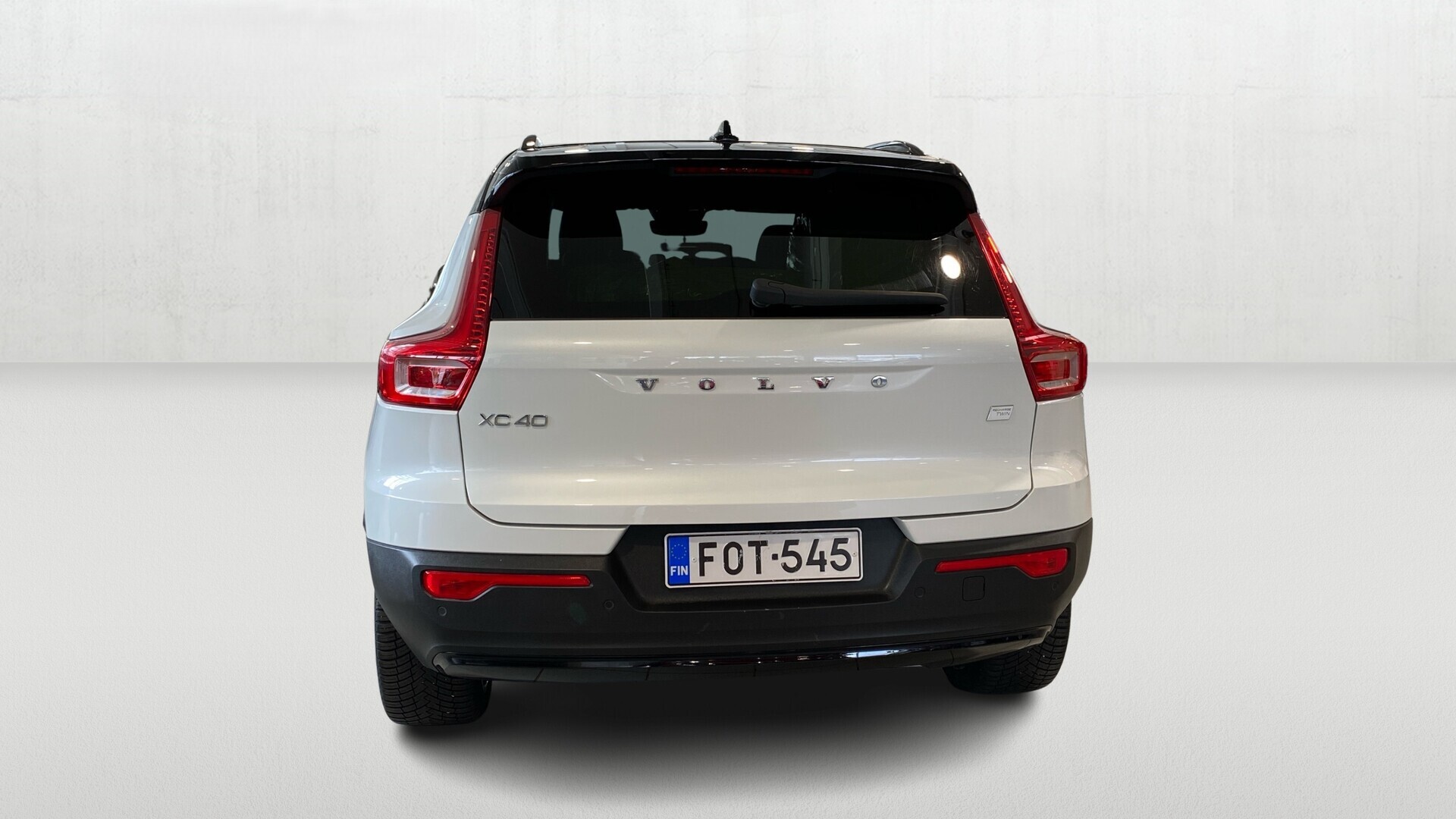 VOLVO XC40 2022