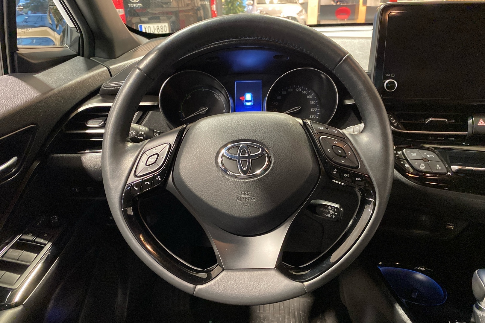 TOYOTA C-HR 2023