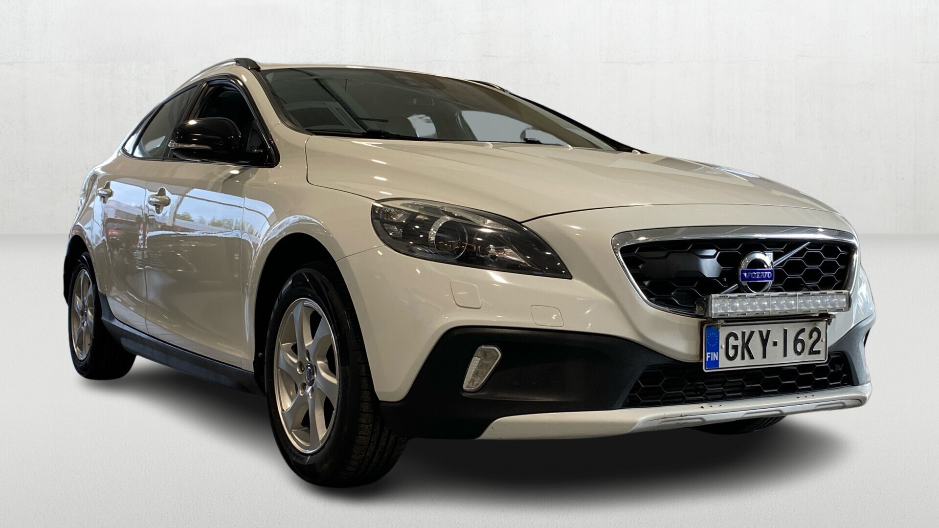 VOLVO V40 Cross Country 2013