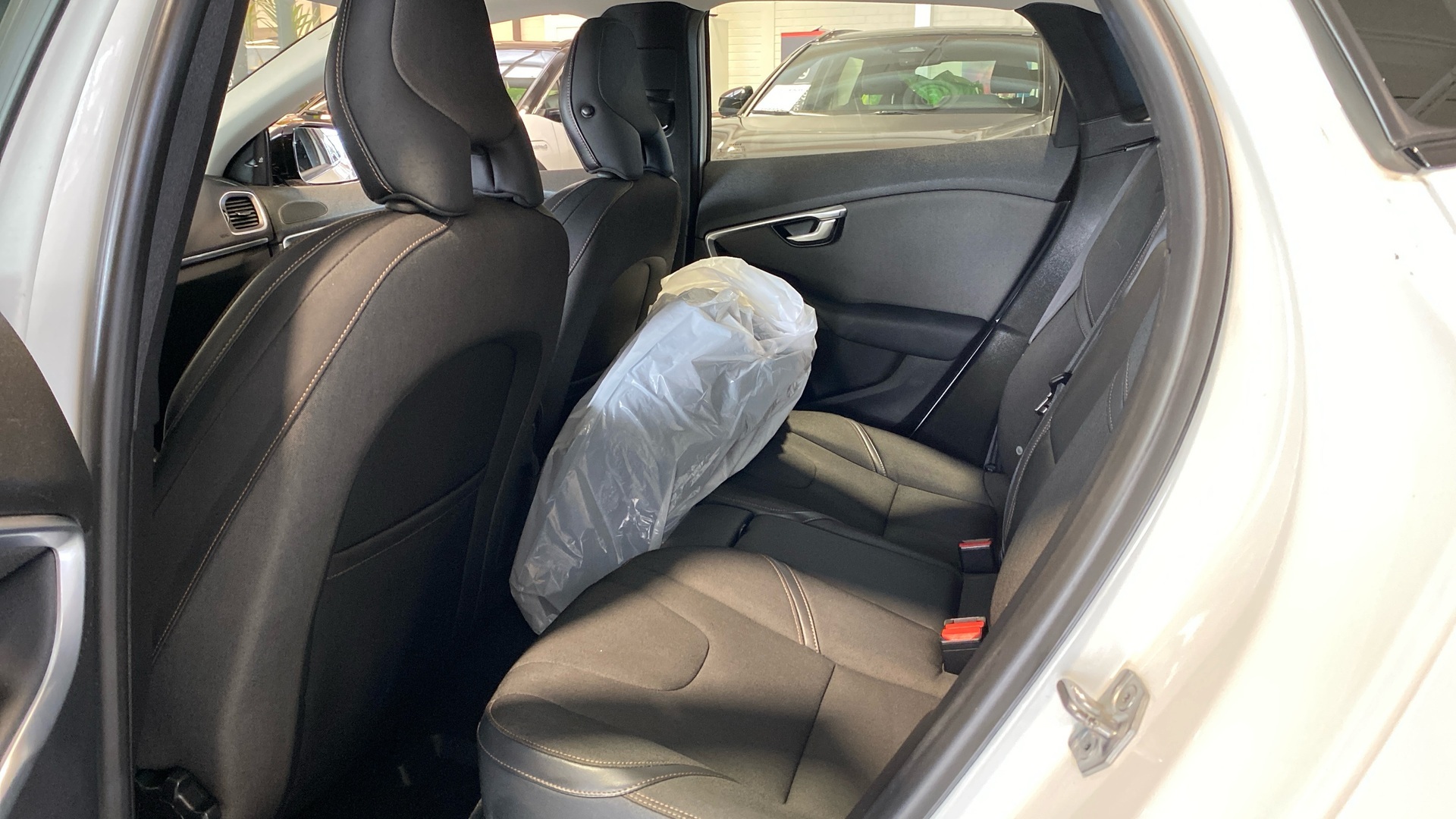 VOLVO V40 Cross Country 2013