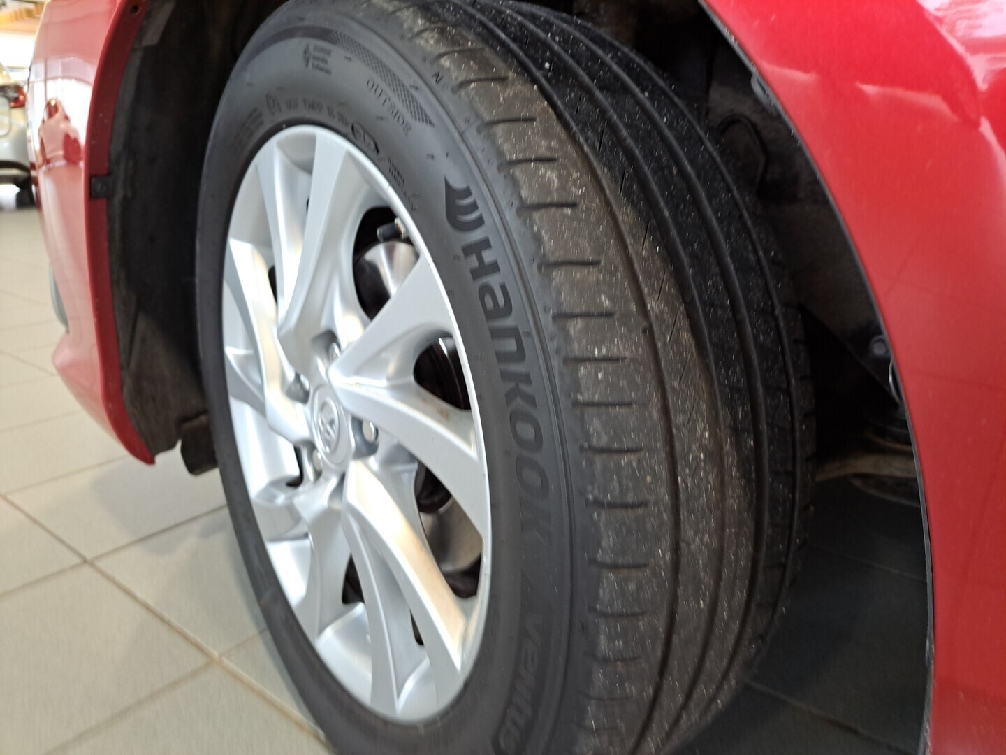 TOYOTA Auris 2016