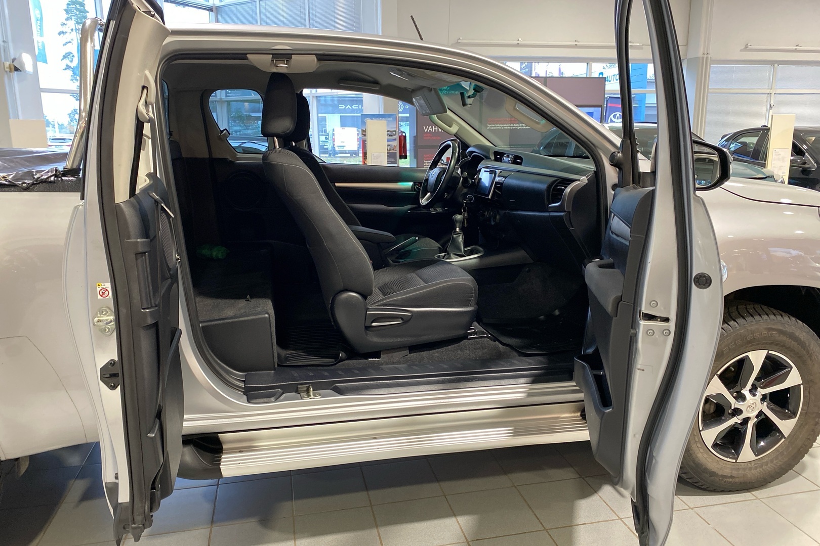 TOYOTA Hilux 2017