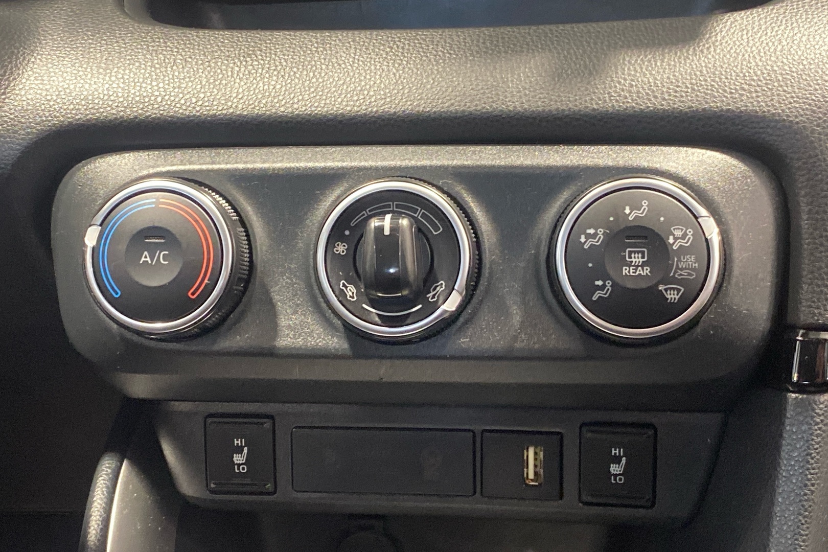 TOYOTA YARIS 2020