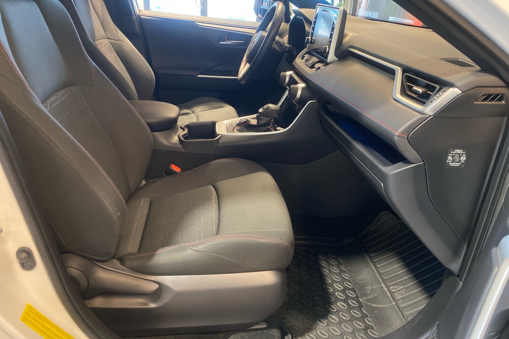 TOYOTA RAV4 Plug-in 2022