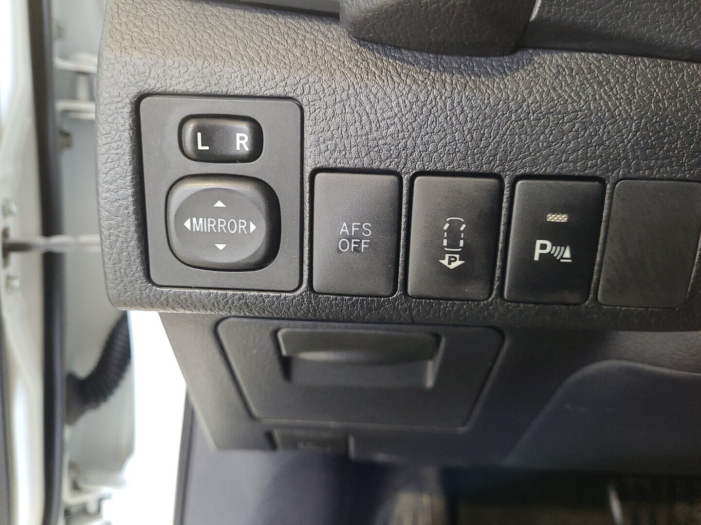 TOYOTA Auris 2014