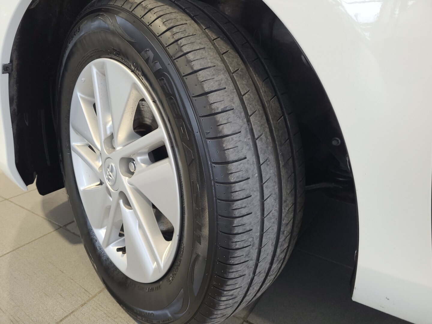 TOYOTA Auris 2014