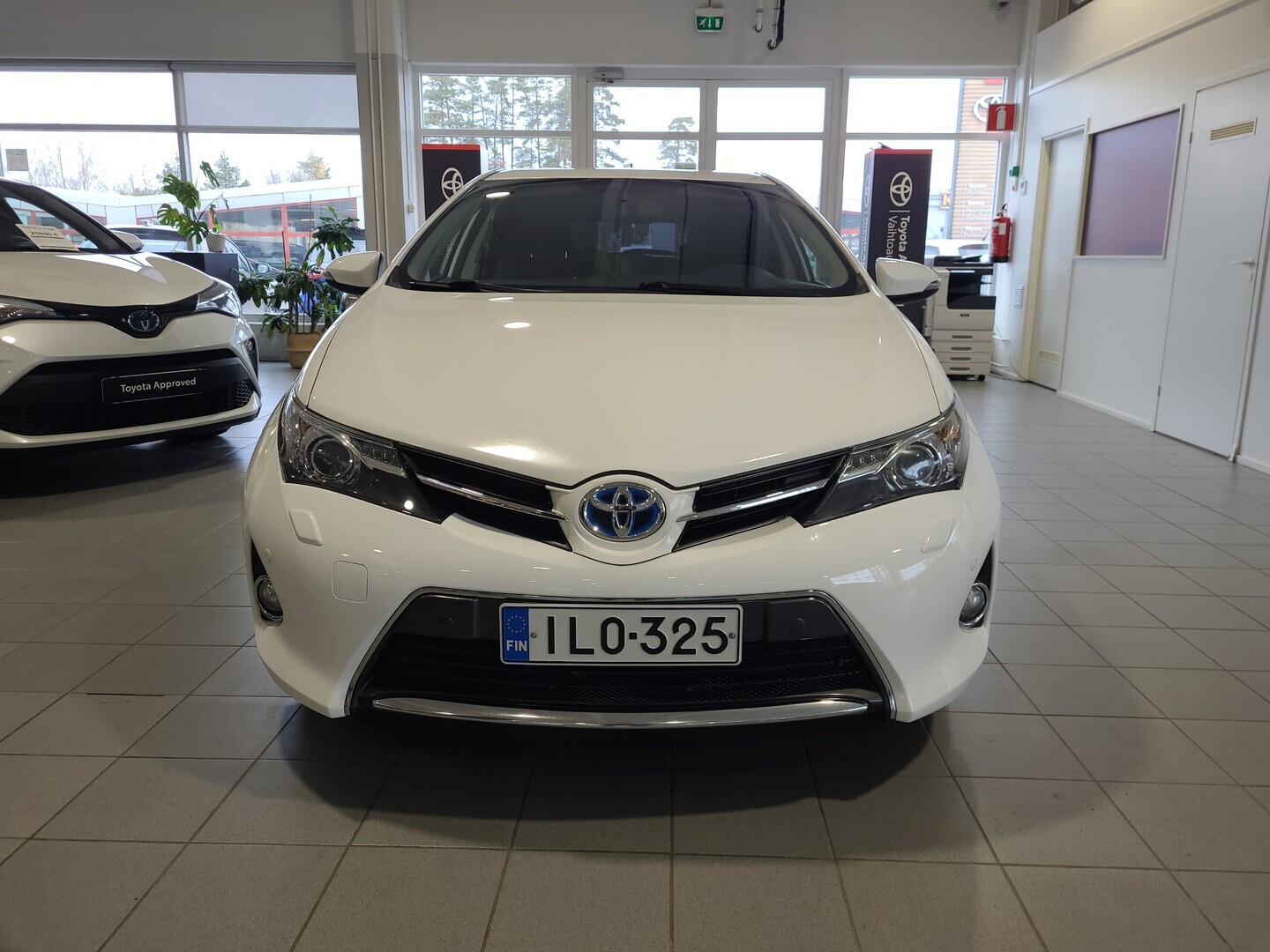 TOYOTA Auris 2014