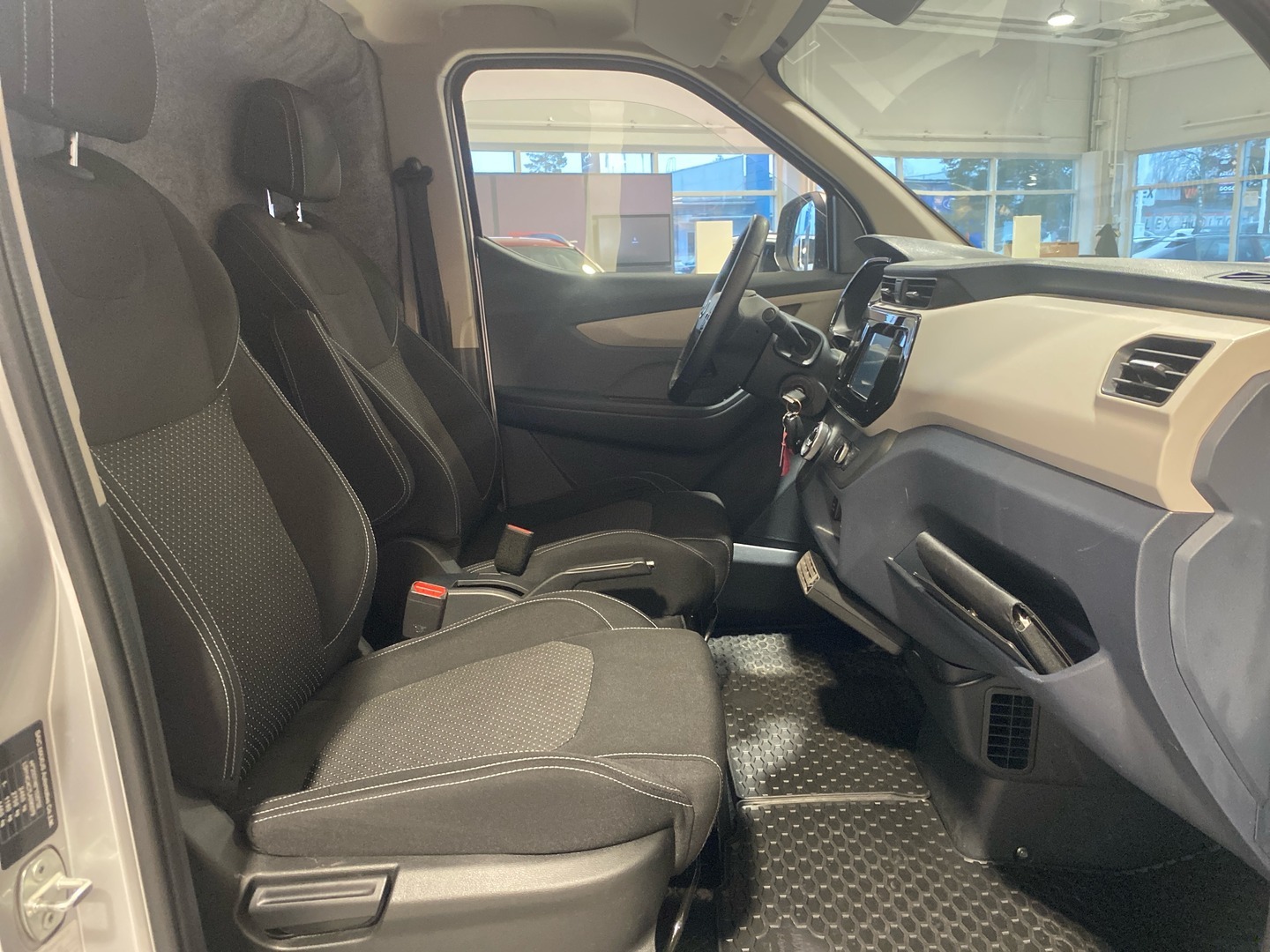 MAXUS e-Deliver 3 2021