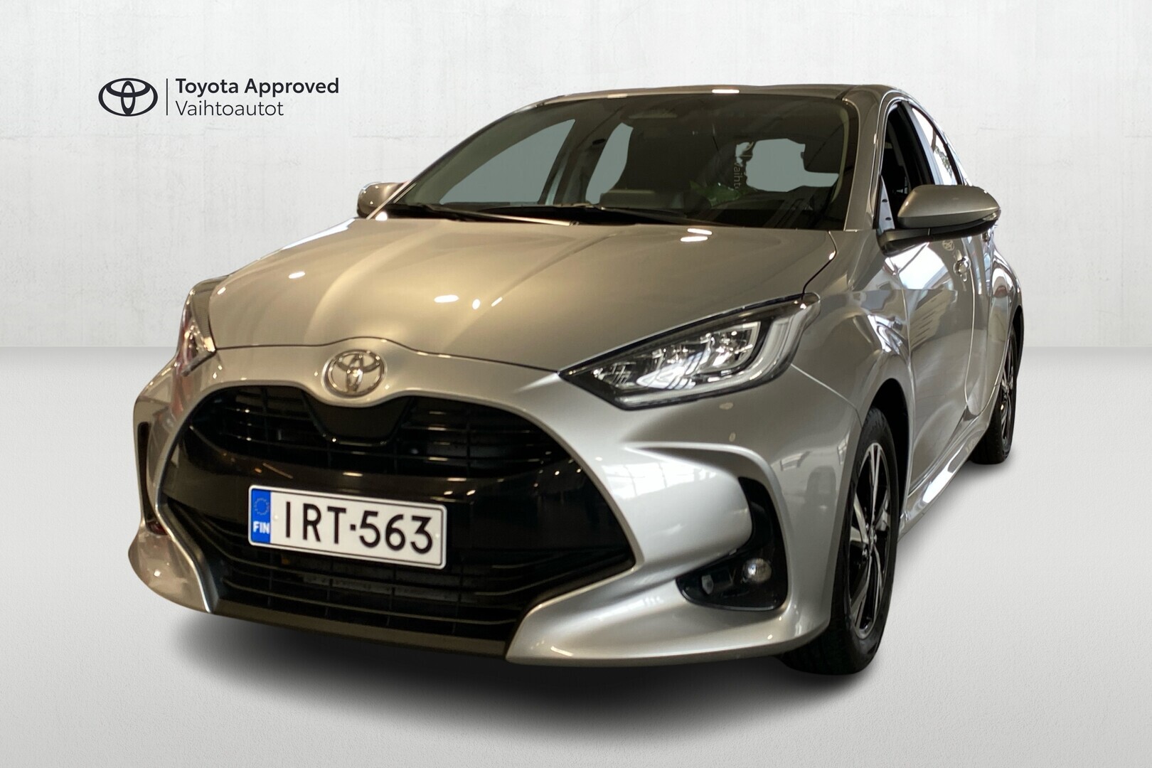 TOYOTA YARIS 2024
