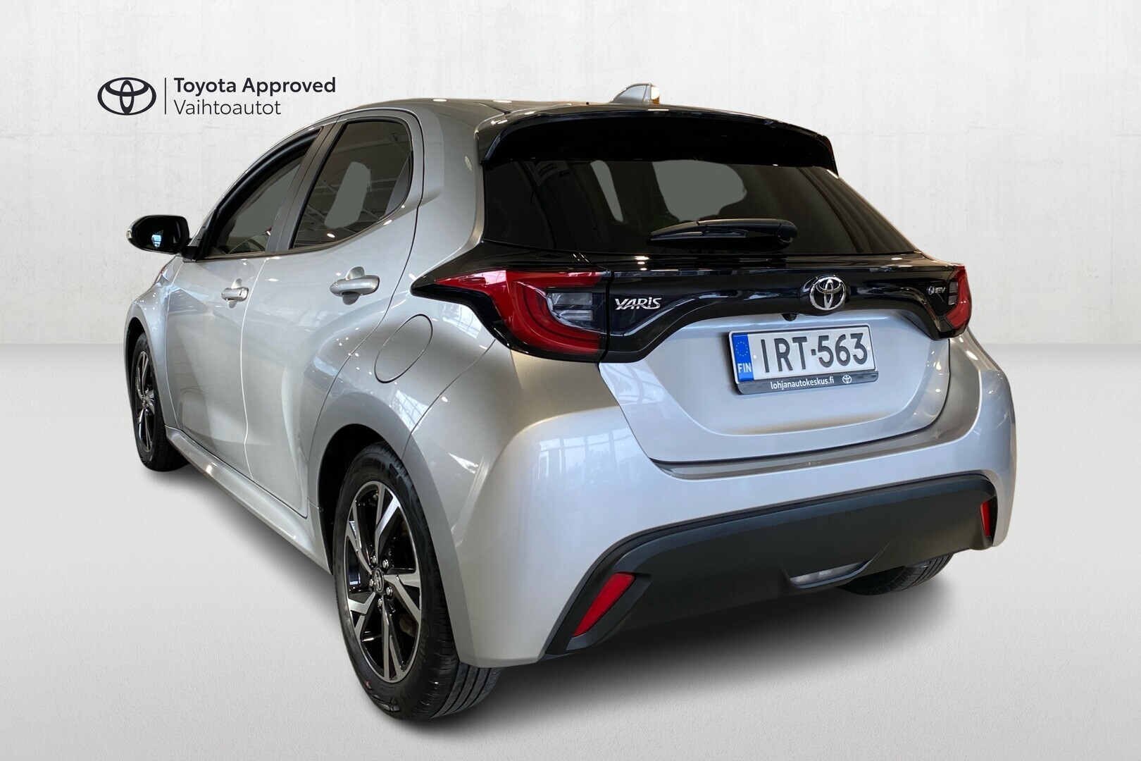 TOYOTA YARIS 2024