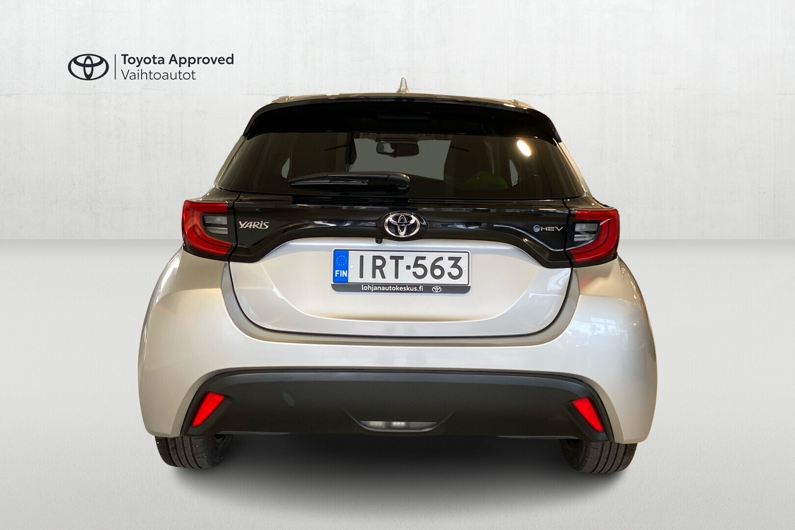TOYOTA YARIS 2024