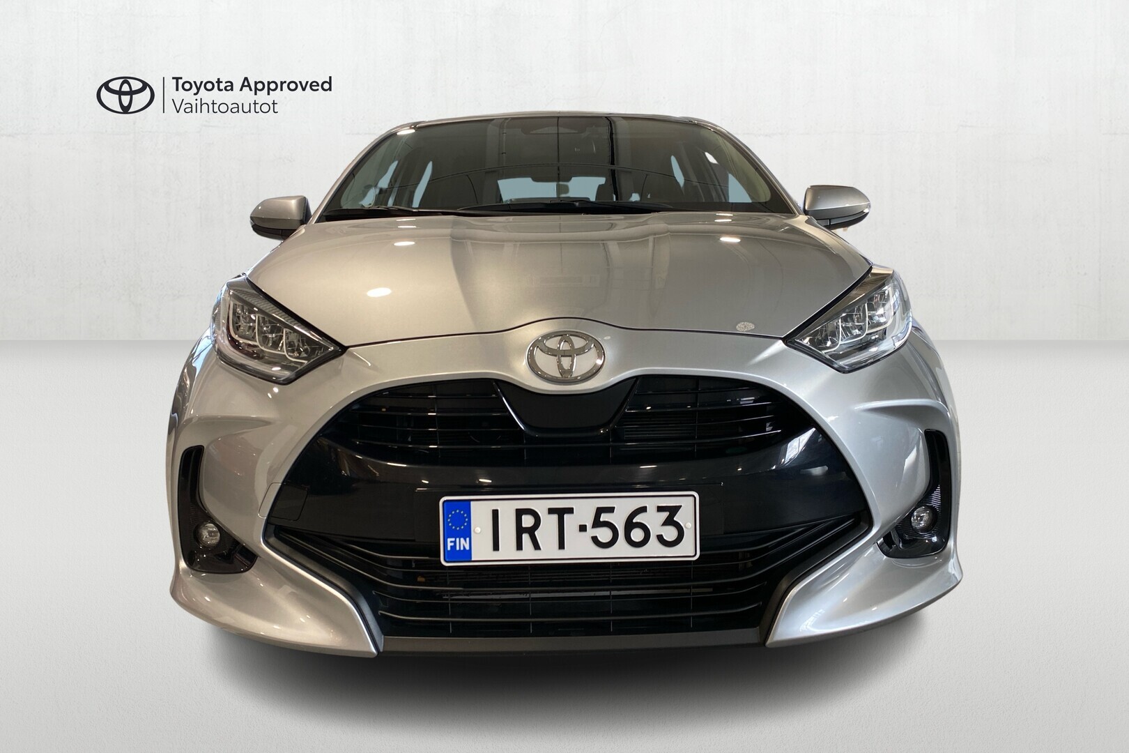 TOYOTA YARIS 2024