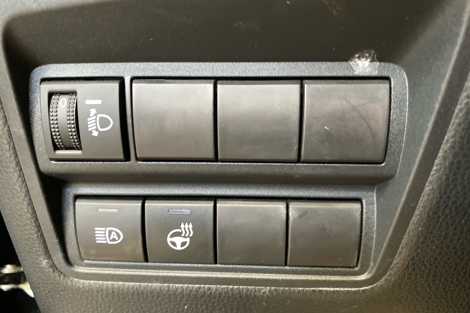 TOYOTA YARIS 2024