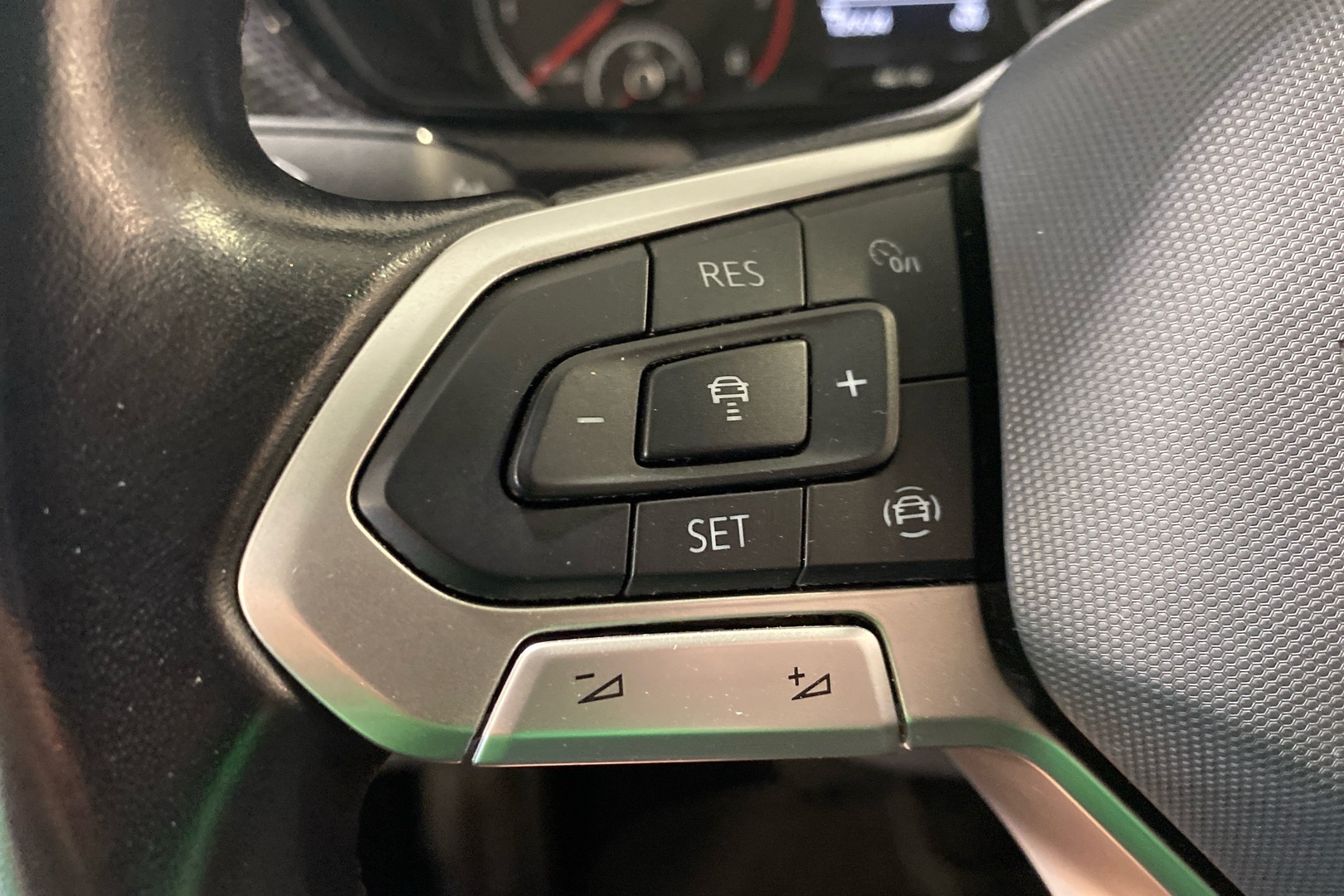 VOLKSWAGEN T-Cross 2020