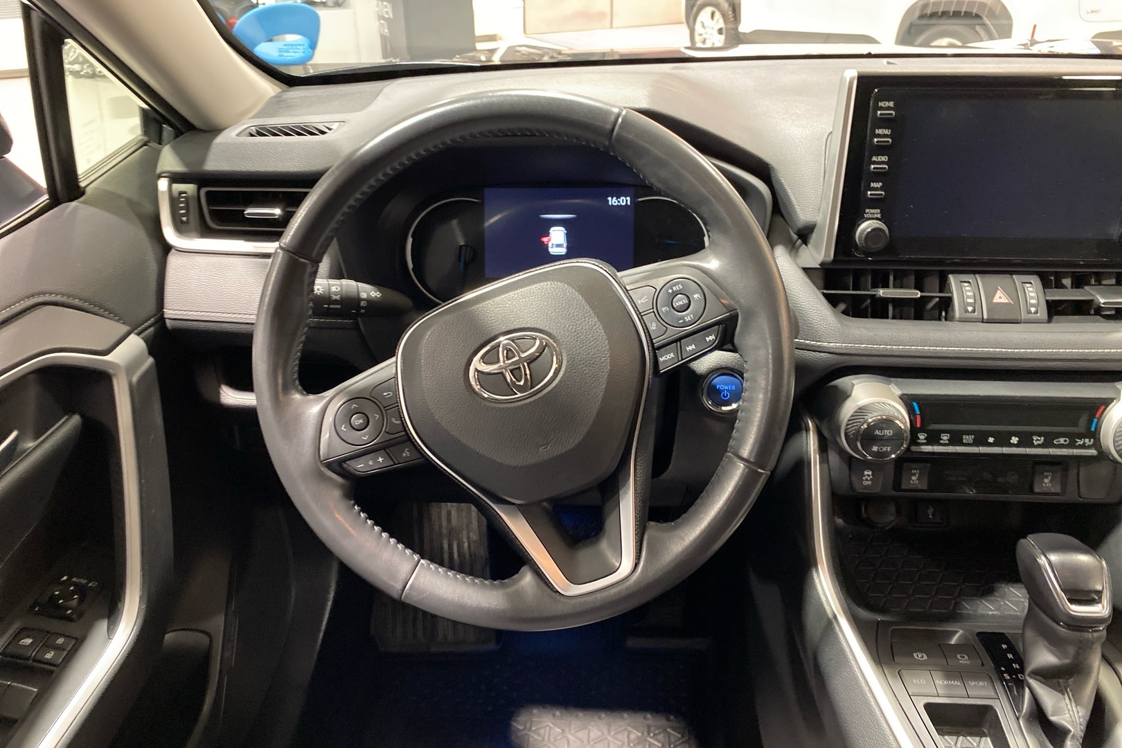 TOYOTA RAV4 2020