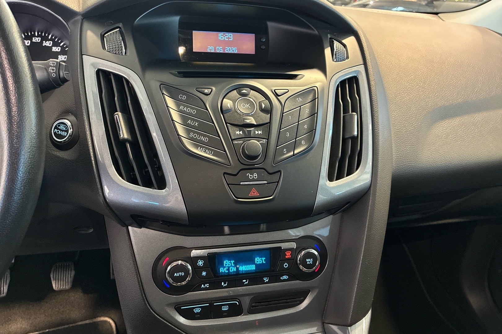 FORD Focus 2011