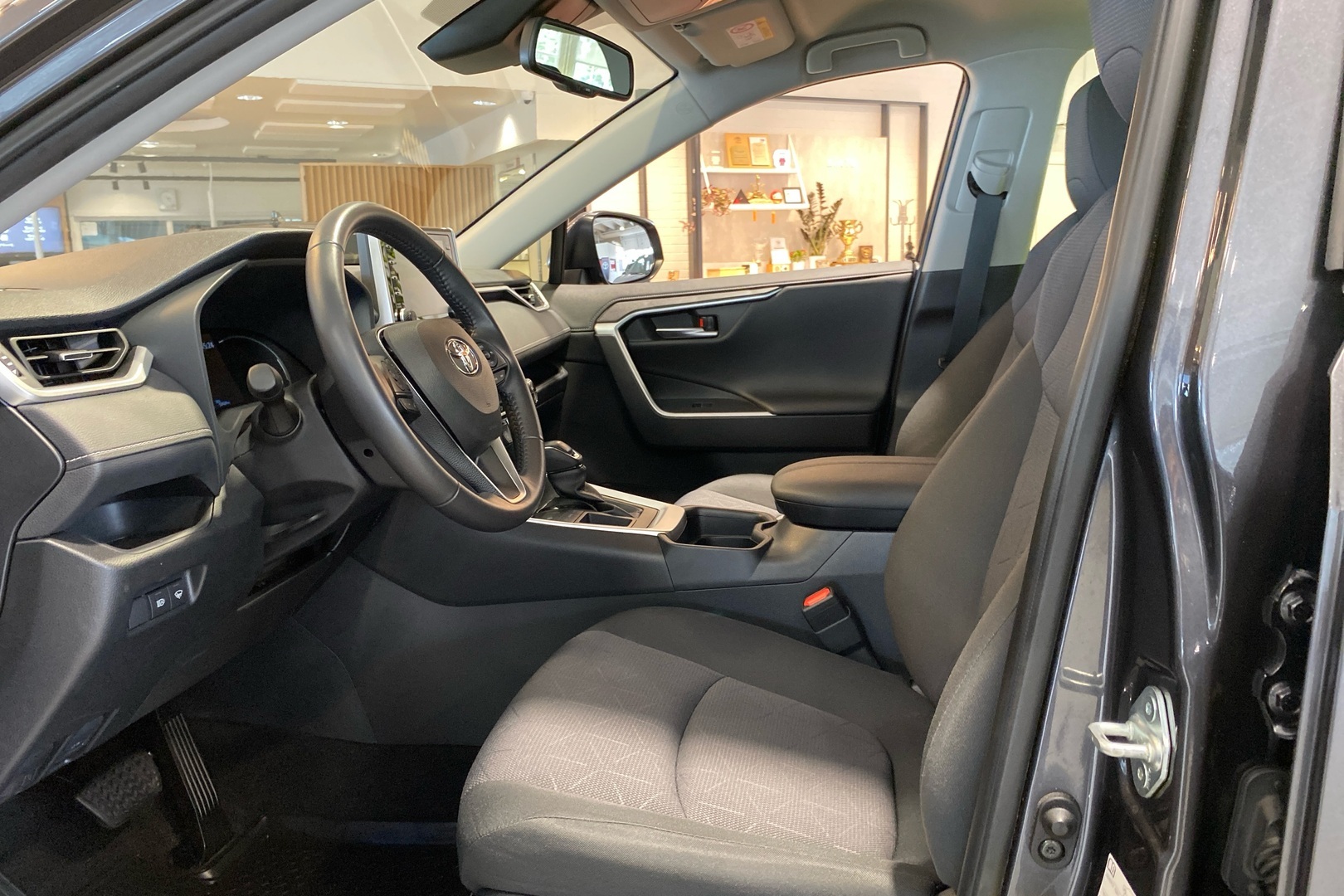TOYOTA RAV4 2020