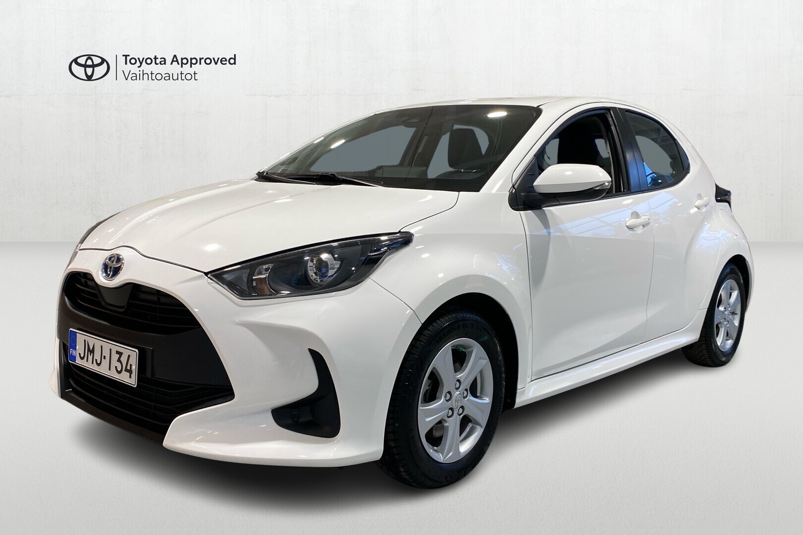 TOYOTA Yaris 2021
